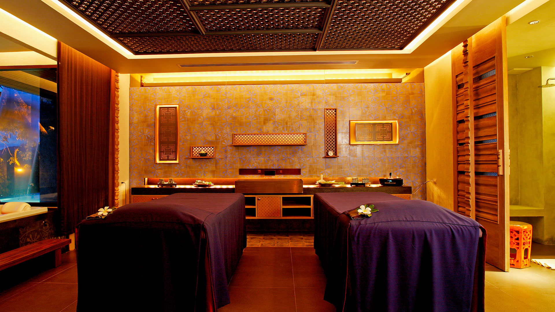 phuket spa resort luxury pool villa treatments rooms